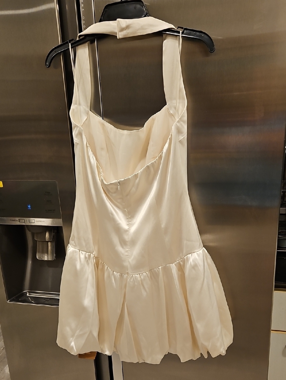 💕REFORMATION💕 The Babette Bubble Hem Silk Satin Halter Mini Dress Ivory 8 NWT - Picture 13 of 16